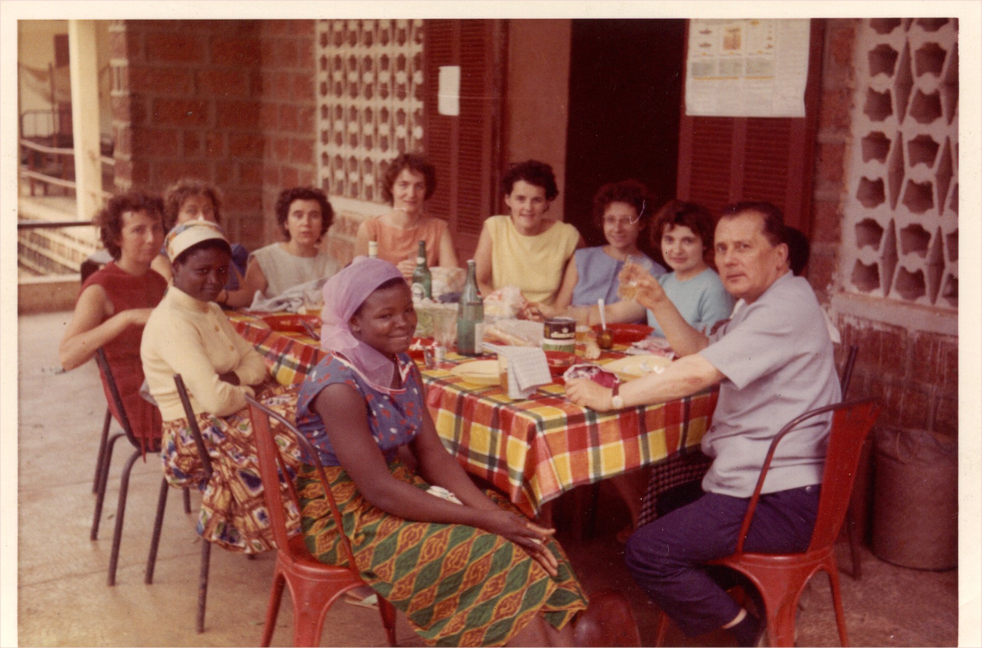 Père à table